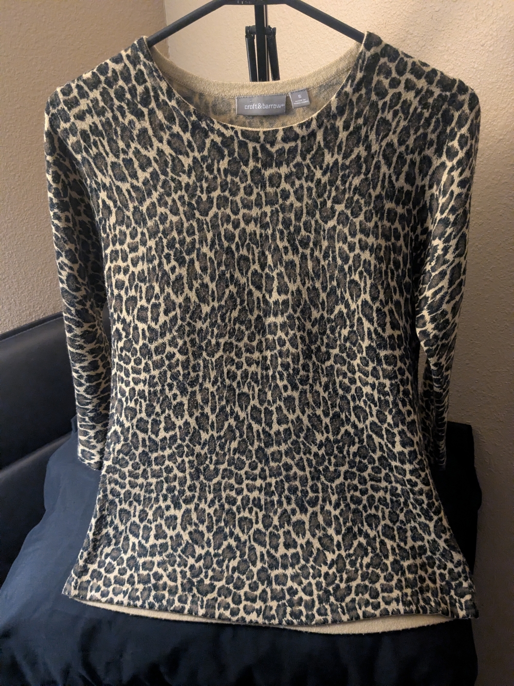 Croft & Barrow Leopard Print Sweater in Black and Tan Size Small